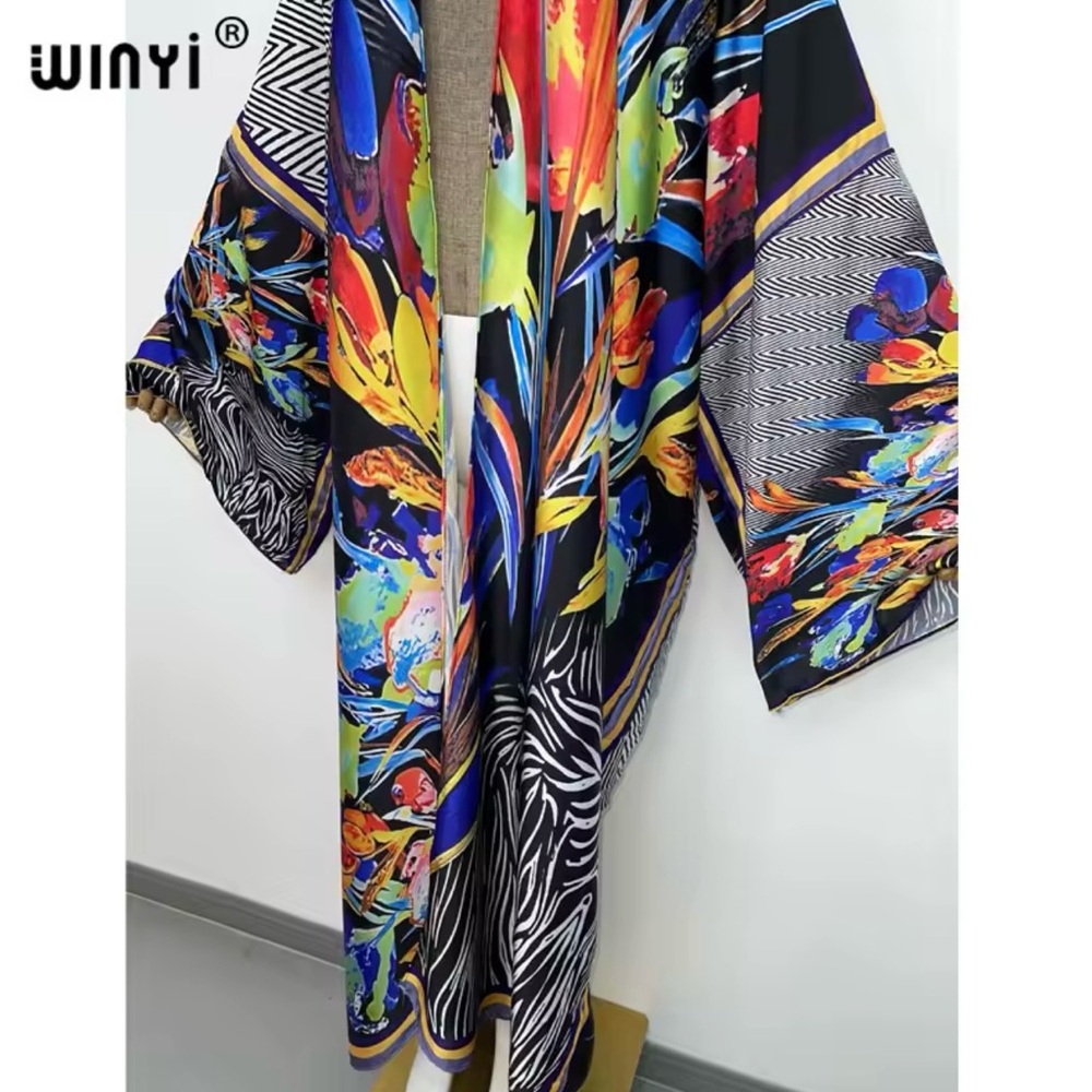 Colorful Kimono Robe - Picture 2 of 2